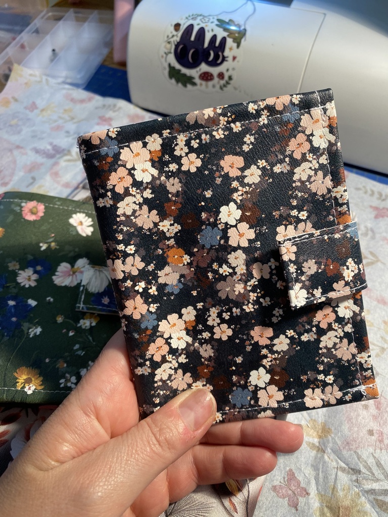 Carpeta mini tratados súper completa · foto