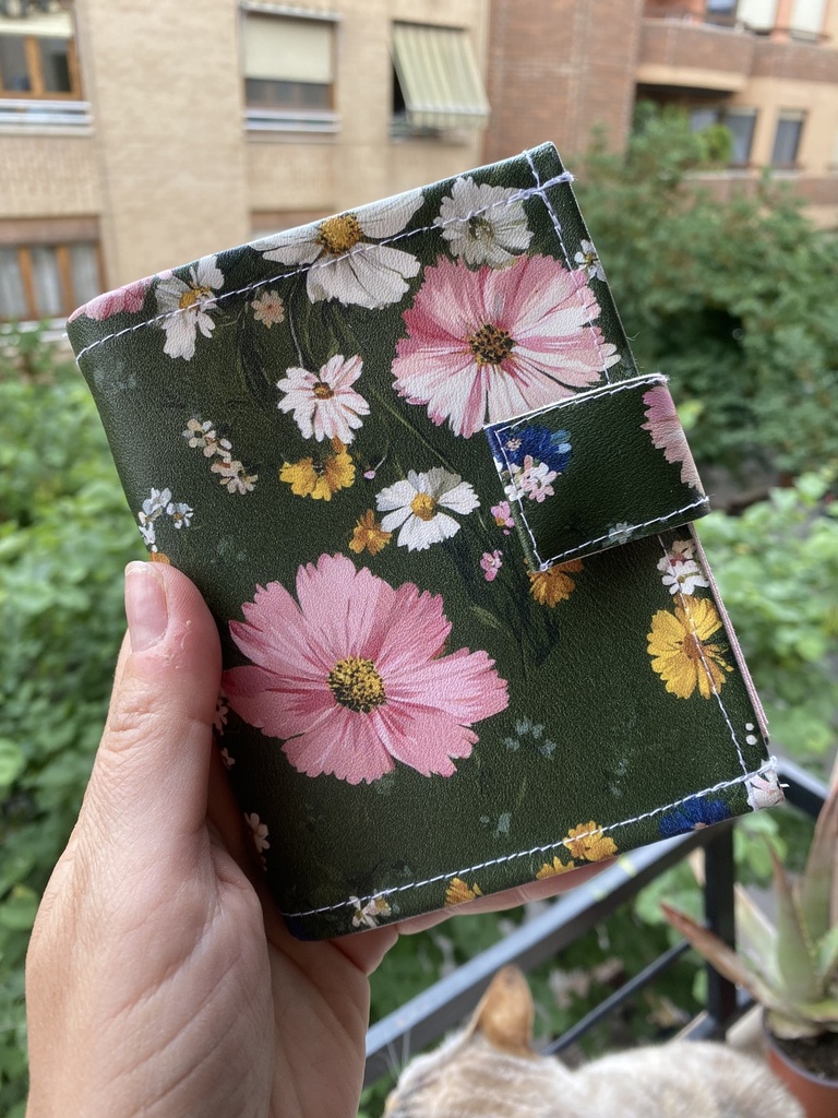 Carpeta mini tratados súper completa